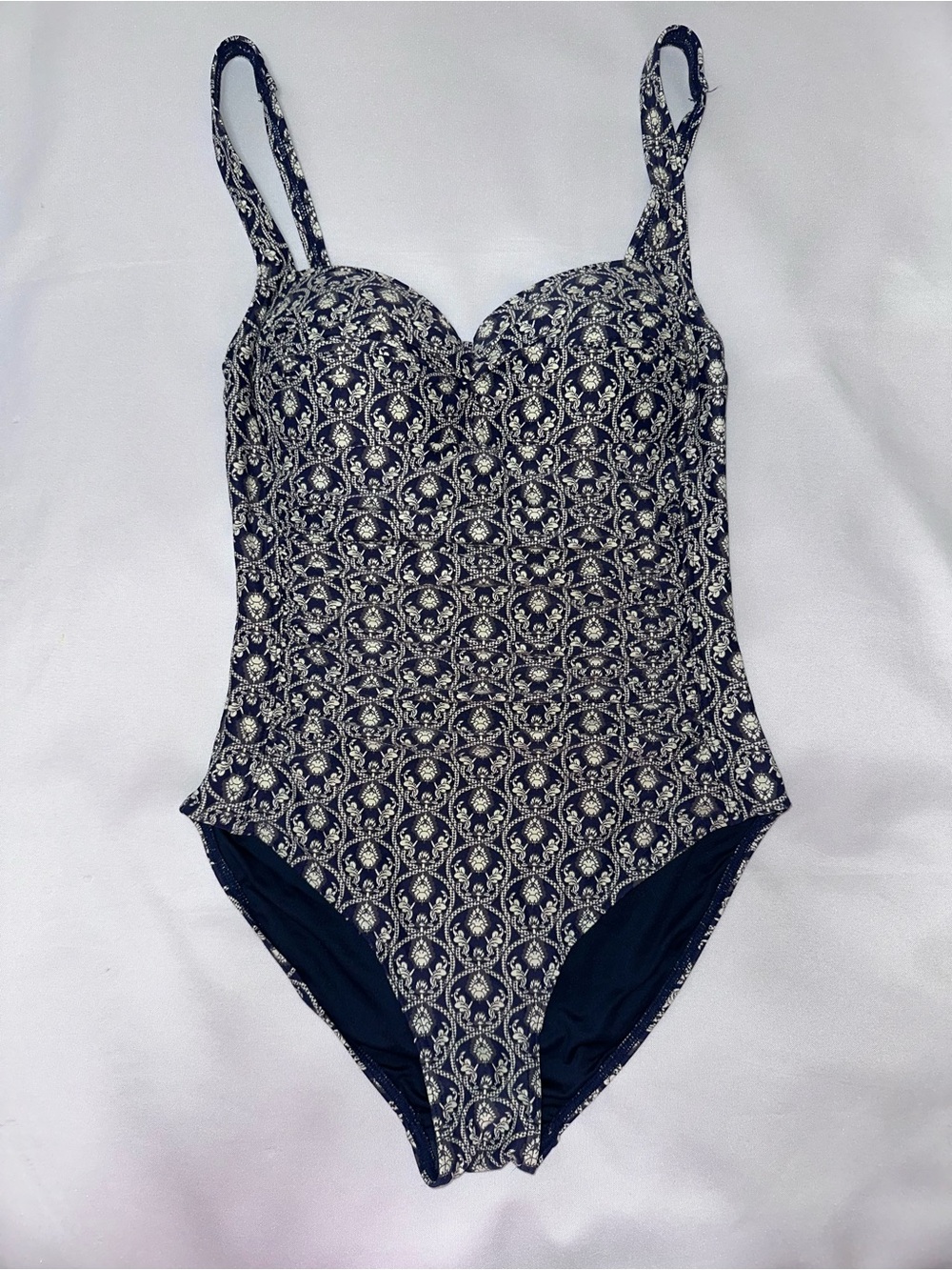NIPTUCK SWIM Navy and Cream Patterned One-Piece bathing suit ladies size 4